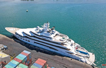 After legal tug of war: Fiji hands over Russian yacht to USA