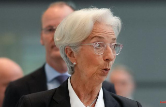 Lagarde defends interest rate turnaround: ECB shocks investors with inflation forecast