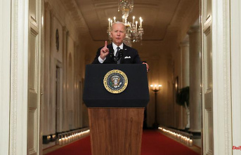 "Enough, enough, enough": Biden wants to limit gun access