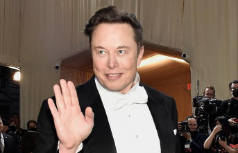 Hiring freeze at Tesla: Elon Musk cuts every tenth job