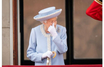 Royalty. Elizabeth II's Jubilee - The Queen will not attend Mass on Friday