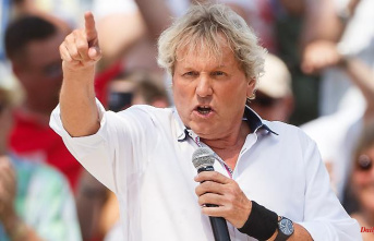 Bernhard Brink freaks out: "He should hit him when he poops"