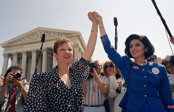 "Roe v. Wade" was valid for almost 50 years: The story of the overturned US abortion verdict