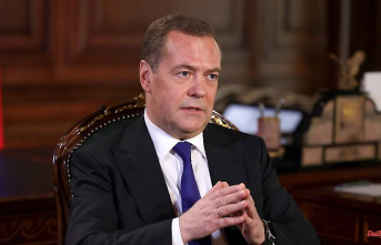"Fan of liver sausage": Medvedev blasphemes about Scholz' visit to Kyiv