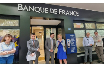 Savoy. Banque de France: Smaller but more modern premises in Chambery