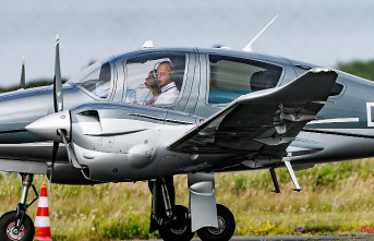 The CDU boss is at the wheel himself: Merz comes to Lindner's wedding in a private plane