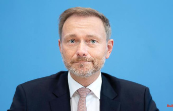 "Limited as the tank discount": Lindner rejects the extension of the 9-euro ticket
