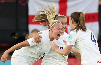 A nation hungers for salvation: Lionesses hold England's destiny in their hands