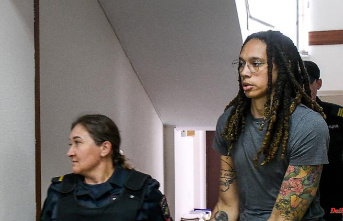 US star faces ten years in prison: Russia etches against "public hype" about Griner