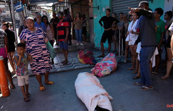 At least 18 people dead: police operation in Rio ends in bloodbath