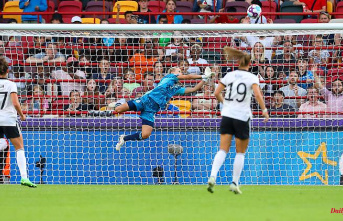 In the DFB goal from the shadows: Frohm's saves are Schult's bad luck
