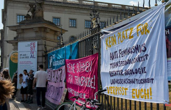 Cancellation due to security concerns: Berlin University wants to make up for the gender lecture