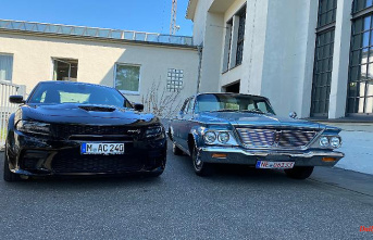 One hell of a duo: '64 Chrysler New Yorker vs. Dodge Charger Hellcat