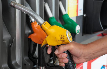 Super E10 at pre-war level: fuel prices continue to fall