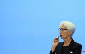 ECB raises interest rates: Lagarde fights for her credibility