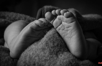 East-West differences: the number of stillbirths has increased