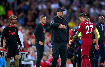 Headbutt Red, still without a win: Klopp and Liverpool under pressure in England