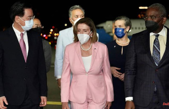 Chinese fighter jets launched: US leader Pelosi arrived in Taiwan