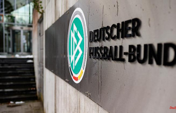 No scandal, only collectibles: DFB cracked mysterious safes