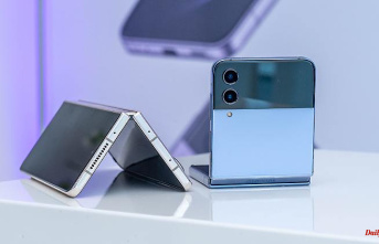 Galaxy Z Flip 4 and Z Fold 4: Samsung's new folding devices are attacking