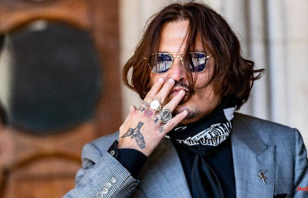 He doesn't have it with organization: Johnny Depp celebrates chaos