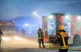 North Rhine-Westphalia: Fire at the recycling center leads to large-scale use
