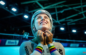 Track cycling star just wants to go to bed: The queen of the sprint "sleeps" until the World Cup