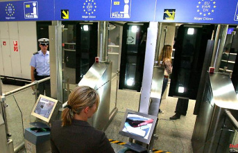 Thousands bought "Golden Passport": Cyprus is said to have issued en masse illegal EU passports
