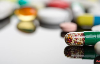Extra vitamins and minerals: Dietary supplements useful or harmful?