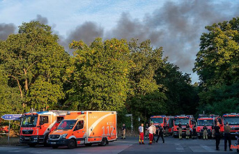 City highway closed: Explosion at the blast site causes a fire in Grunewald