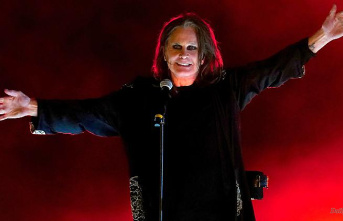 Suddenly on stage: Ozzy Osbourne makes a surprise appearance