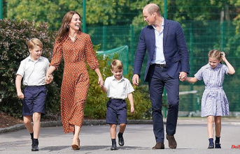 Royals also have to study: George, Charlotte and Louis go to school