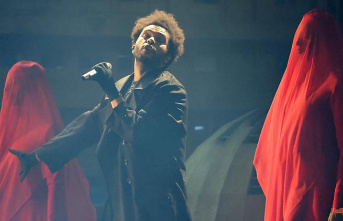 "I'm sorry": The Weeknd breaks off the concert in tears