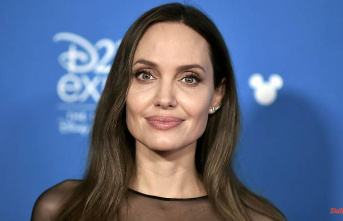 Support for flood victims: Angelina Jolie travels to Pakistan