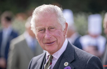 New agenda after Elizabeth's death: Charles could reform the royal family