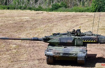 Schmyhal visits Scholz: Kyiv demands direct delivery of German battle tanks