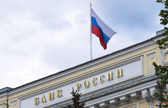 Study: Pre-war GDP not until 2030: Russia's central bank cuts interest rates again