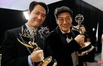 Few surprises: "Succession" and "Ted Lasso" win at the Emmys
