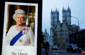 London Bridge and Unicorn: This is the timetable until the Queen's funeral