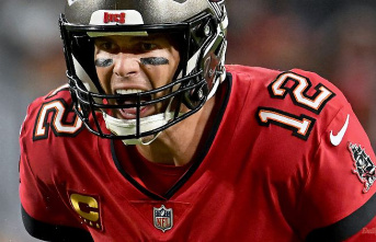 Bitter record for Bucs star: Angry NFL legend Brady forgets how to win