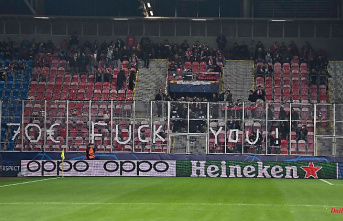 "F... you" to Pilsen and UEFA: Bayern fans rant about "500 percent price increase"