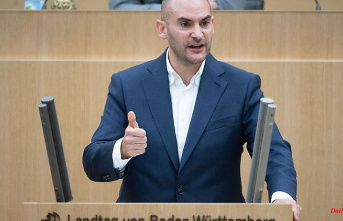 Baden-Württemberg: Dispute over refugee costs: Bayaz proposes "power word".