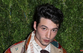 In court for burglary: actor Ezra Miller protests his innocence