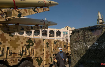 Drones and missiles: Russia is buying more weapons from Iran