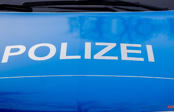 Baden-Württemberg: Man arrested with an ax and two knives in the cemetery