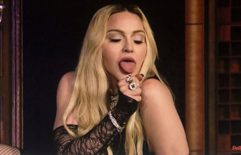 Naked on Instagram: Mamma Mia, Madonna!