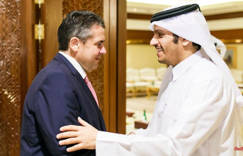 "Criticism benefits opponents of reform": Gabriel backs Qatar again