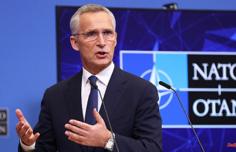 NATO expands presence: Stoltenberg: Russian attacks "signs of weakness"