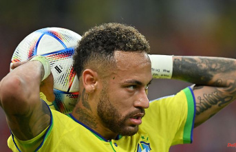 Superstar had to leave injured: Brazil worried after Neymar's tears