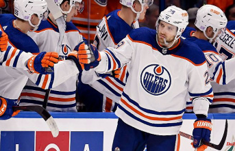 Kane injured by runner on hand: NHL "horse" Draisaitl redeems the bankrupt Oilers